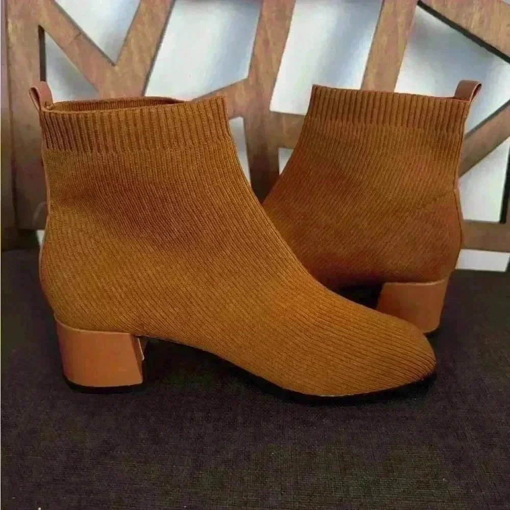 TIJN Libby Sock Boot Women's in Brown New with out box
